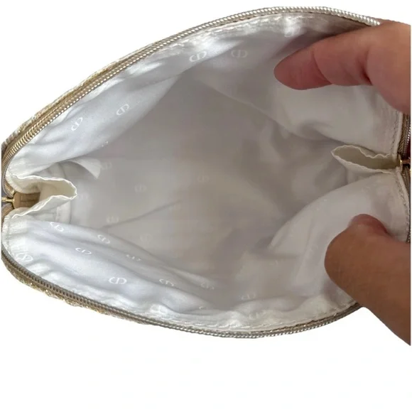 Dior Limited Edition Gold Cosmetic Pouch – New Travel Toiletry Case Luxury Gift - Picture 3 of 6